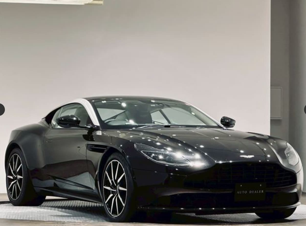 Aston Martin DB11 - Image 1