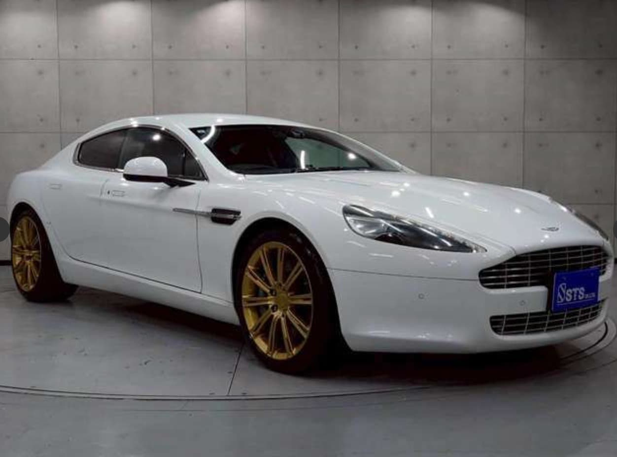 Aston Martin Rapide Touchtronic 2 - Image 1