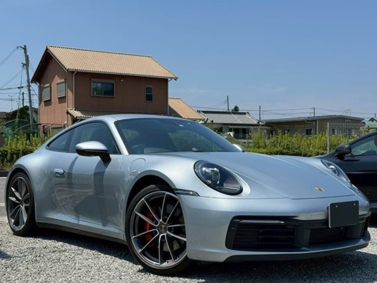 Porsche 911 Carrera - Image 1