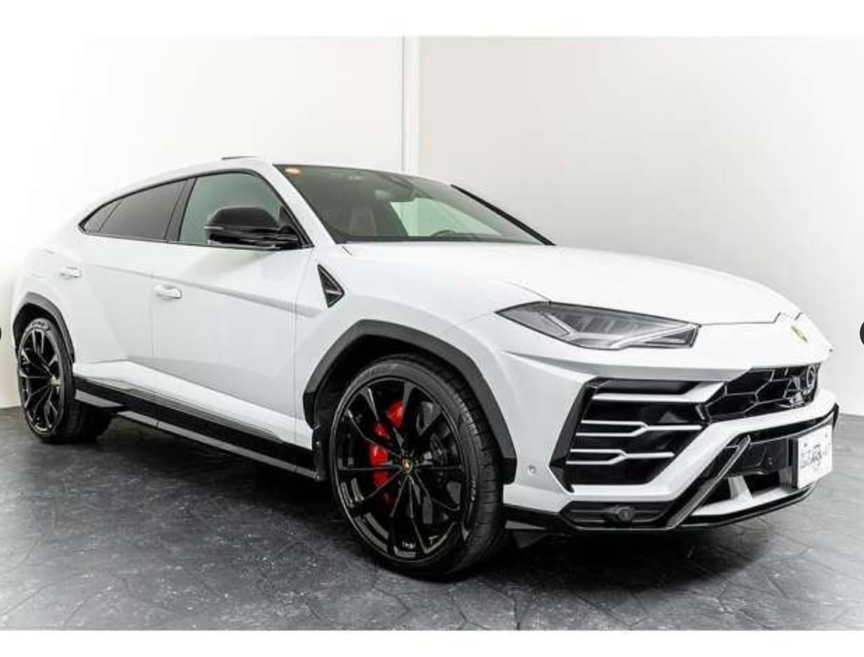Lamborghini Urus - Image 1